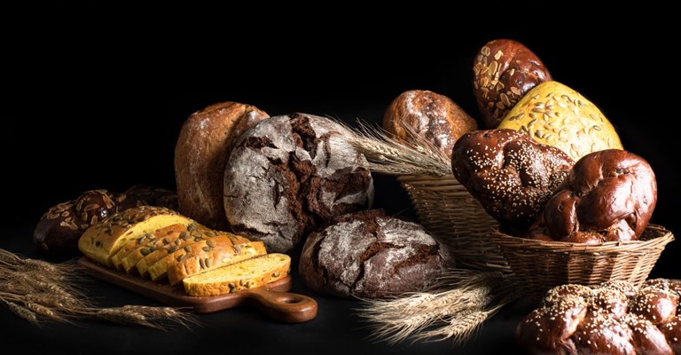 <span>Леквари</span>
<span/>