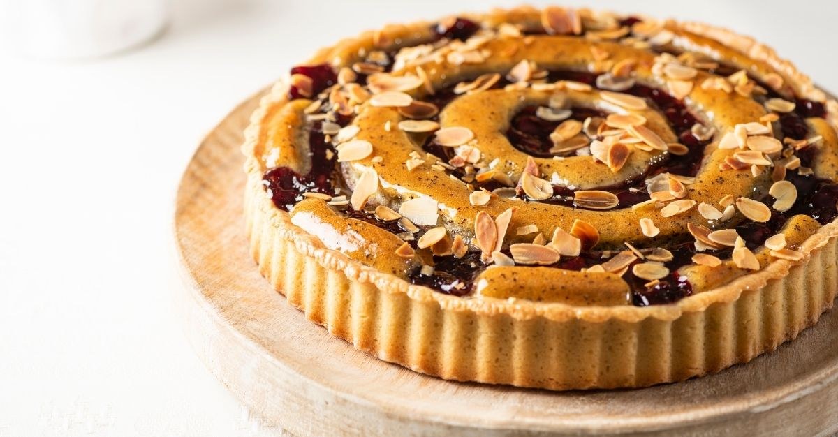 <span>Пиріг <strong>Вишневий оберіг</strong></span>
<span/>