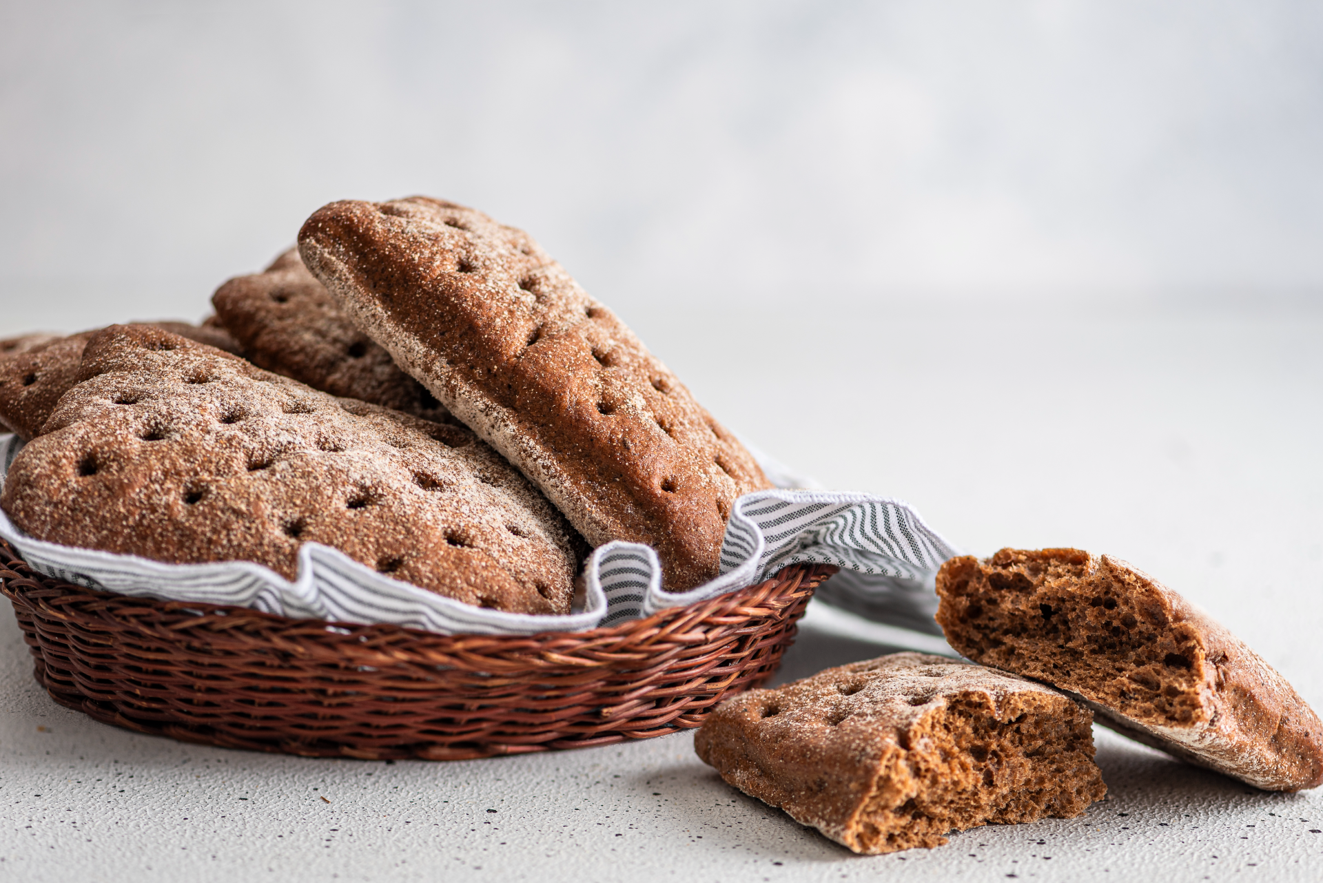 Окрайці чорна перлина