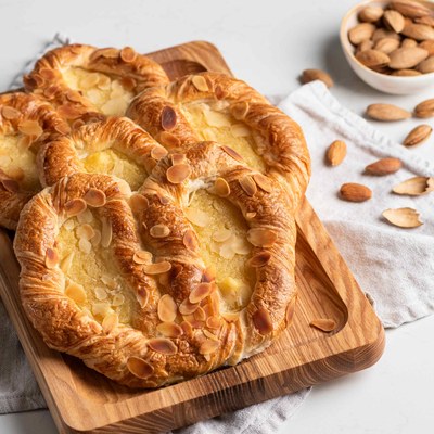 Брецелі з пудингом по-німецькі