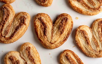 Вушка листкові з горіховою начинкою