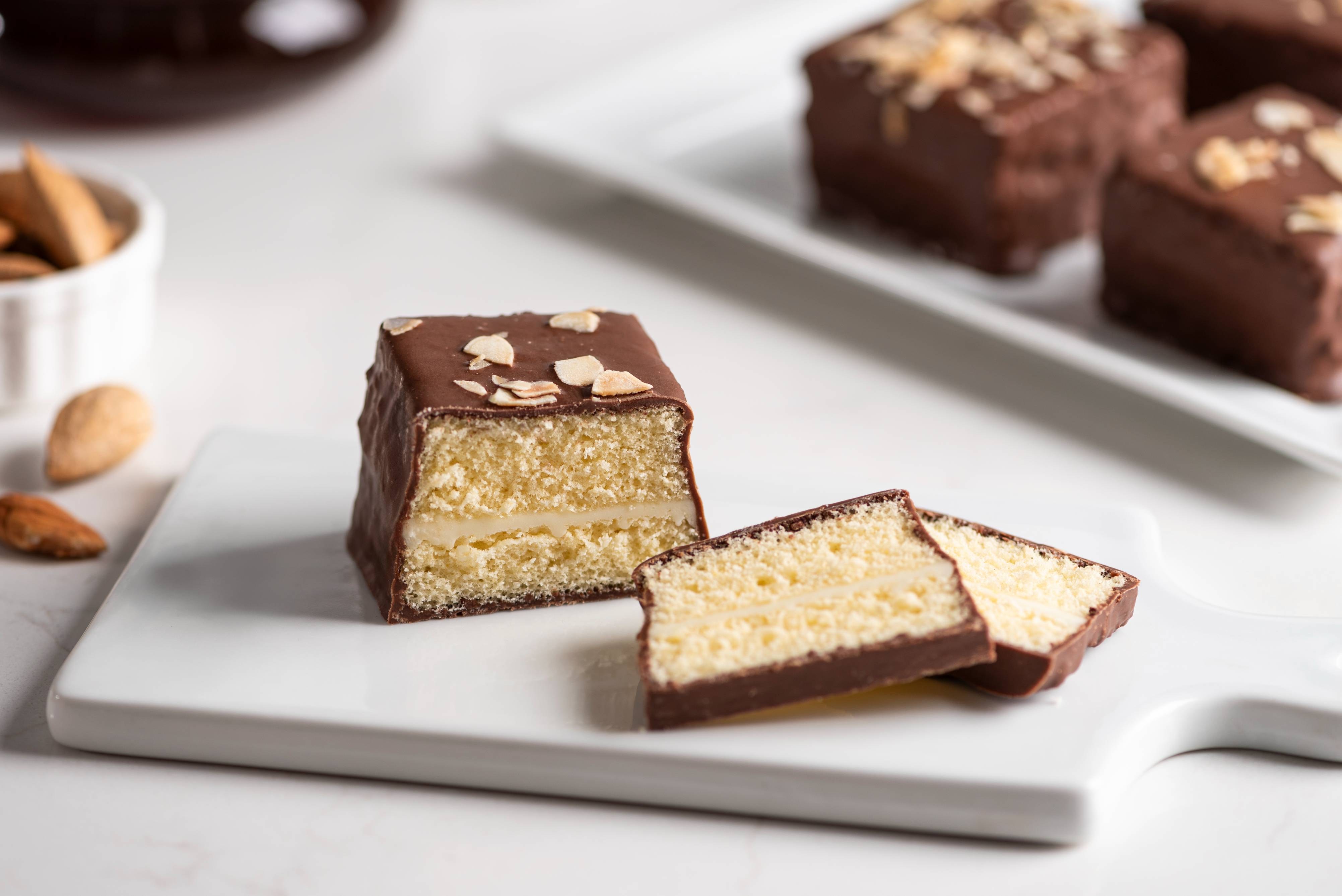 Деліс мигдалевий