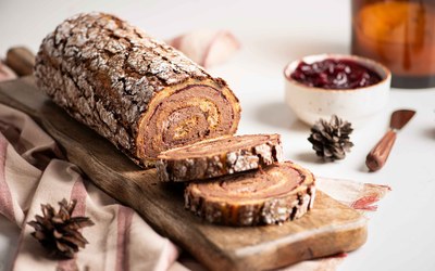 Еклер-рол Шоколадний з вишнею