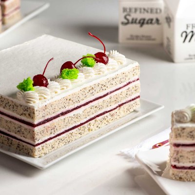 Торт Маково-вишневий