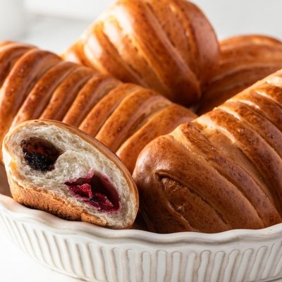 Булочка Три смаколика