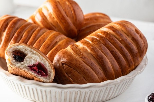 Булочка Три смаколика